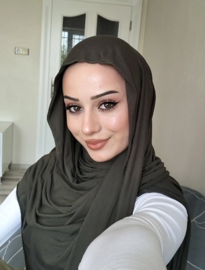 Sağmalı Büyük Memeli Escort Bayan Açelya