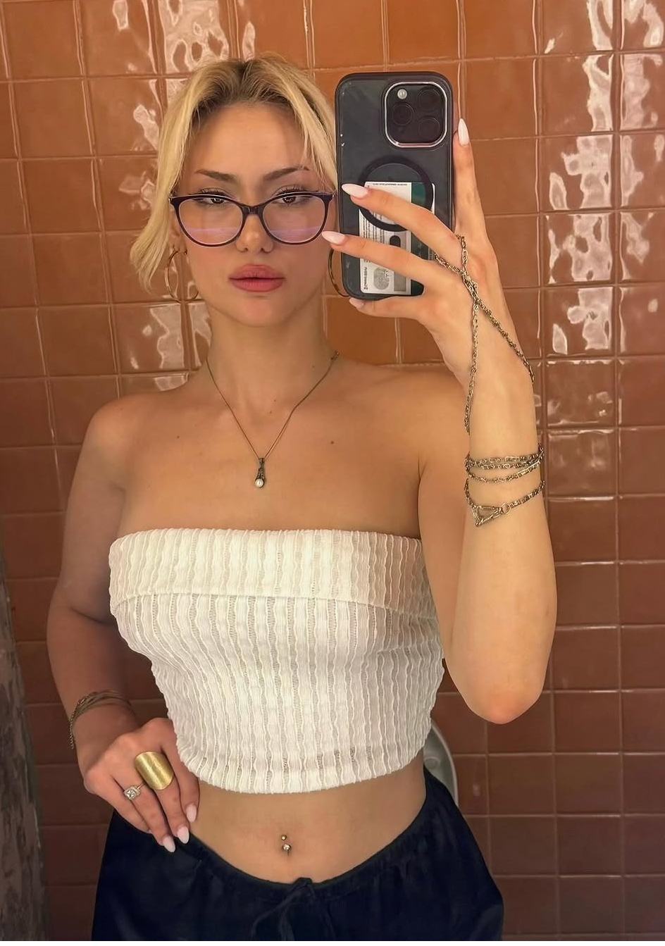Koçovası Bence Her Kadın Güzel Bayan Escort Alev