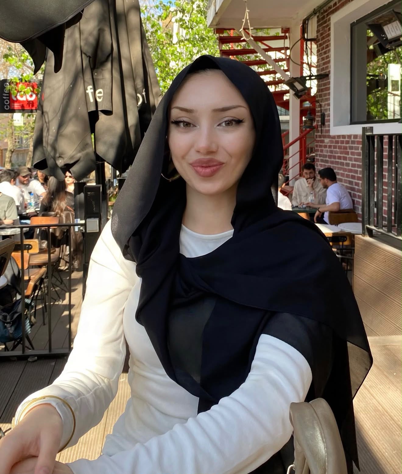 Taşkonak Kırgız Bayan Escort Lale